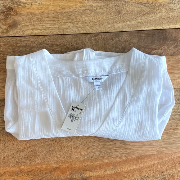 Express Cropped Tie Front Top NWT - Picture 14 of 16